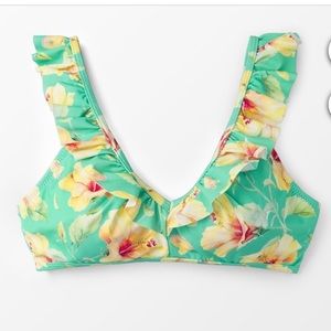 Cupshe bathing suit, NWT, two piece, size medium